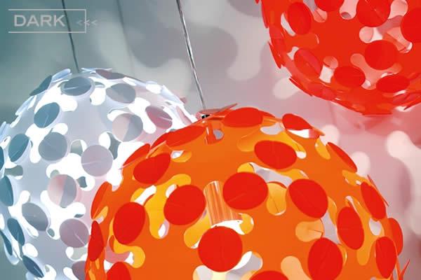 HOPPY is the latest round shaped suspension light from designer Ben Oostrum.  Hoppy light is made from plastic and assembles like a puzzle and sheds light in a visually enchanting way.  Hoppy comes in red, white, black and orange, and can be used in restaurants, bars or simply at home. 